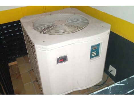 Substituição de compressor em sistema de aquecimento de piscina
