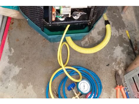 Substituição de componentes em aquecedor de piscina Sodramar